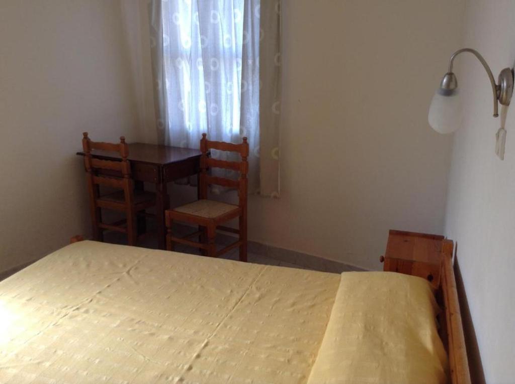 To Let Katerina & John's