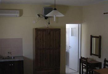 Hotel To Let Katerina & John's 2*