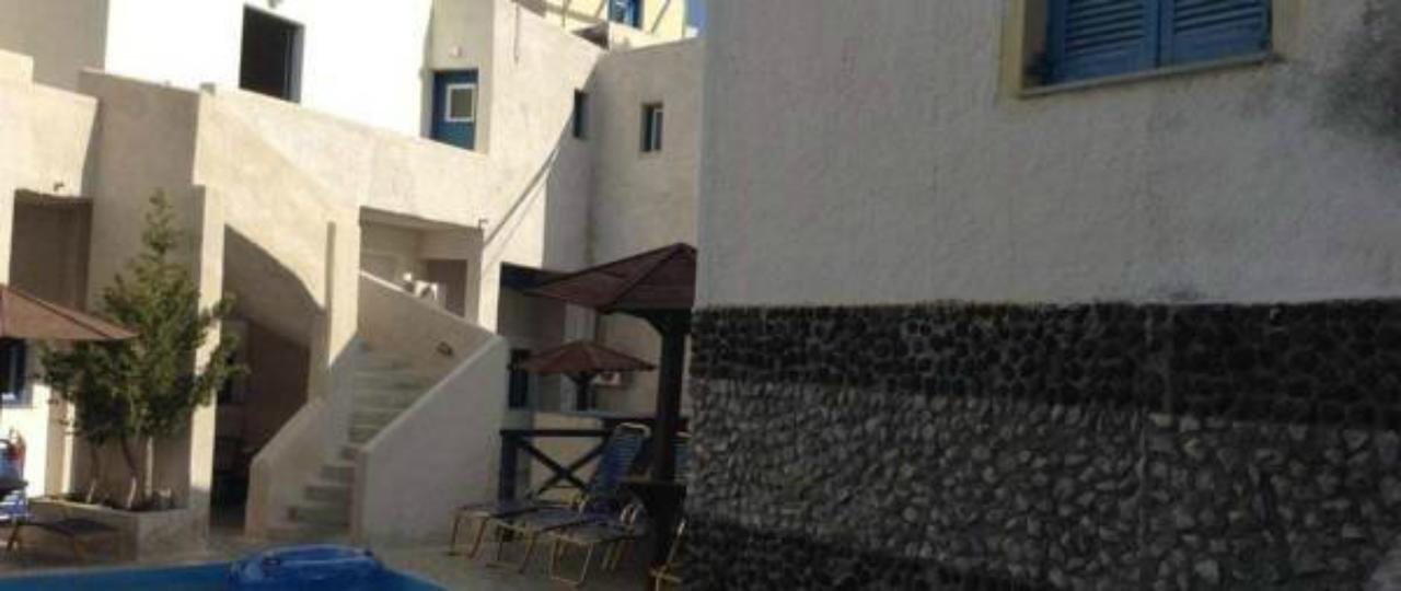 To Let Katerina & John's Perissa (Santorini)